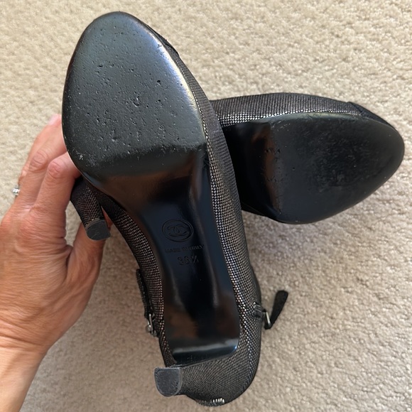 Chanel Interlocking CC Logo Boots Silver Metallic Size 36.5 - Picture 3 of 4